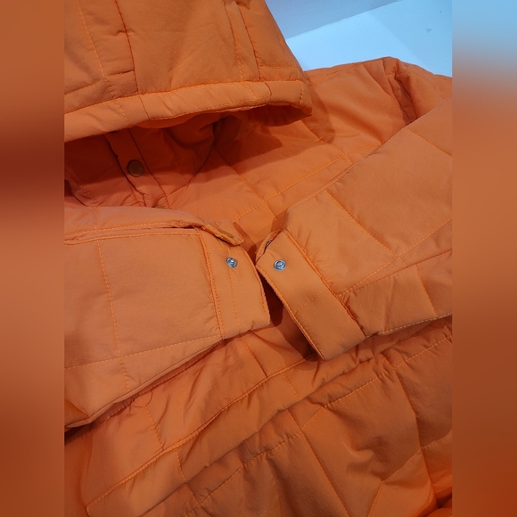Orange Puffer Pullover Jacket Size Large Loose Fitting - Picture 10 of 10